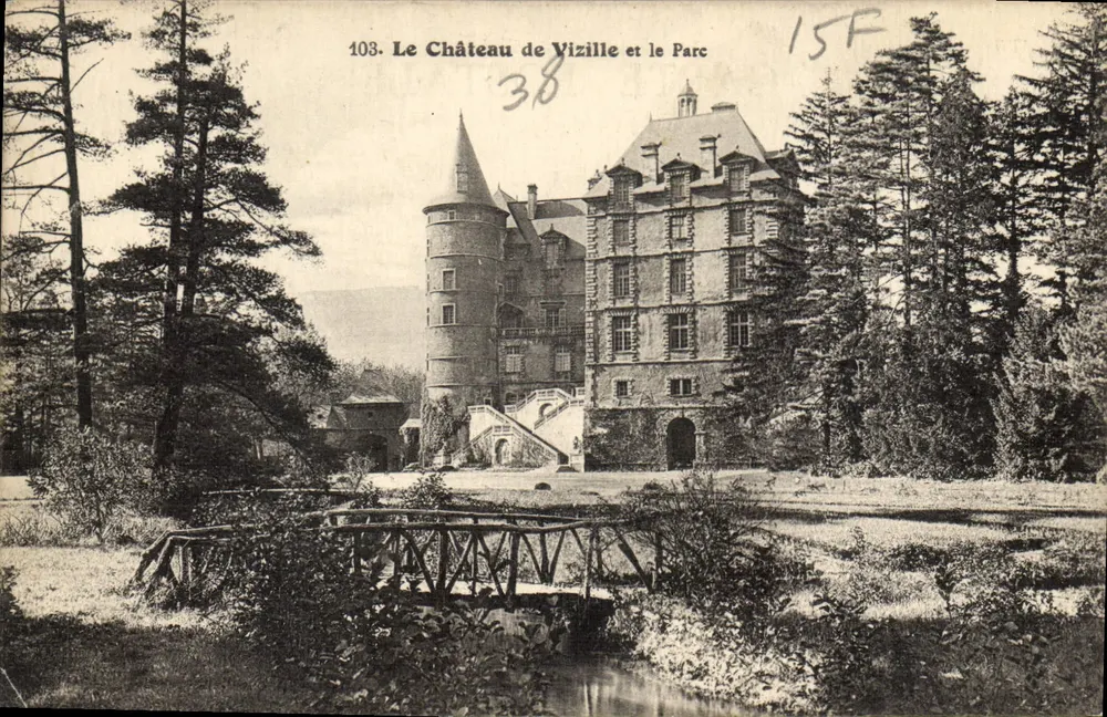 O Castelo de Vizille e o Parque — série 103 — Fotógrafo Martinono, Grenoble - Frente