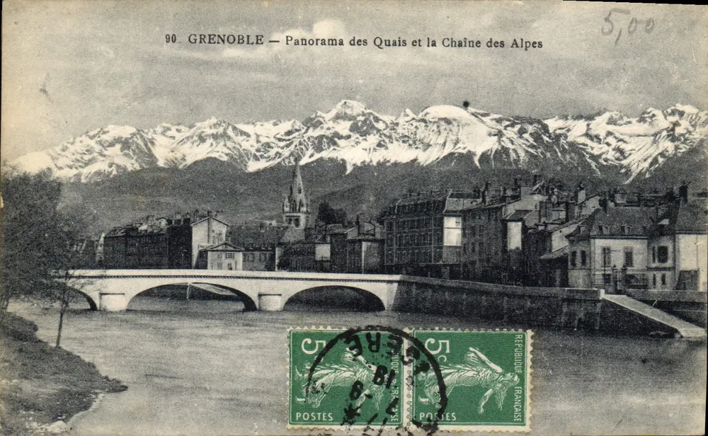 Grenoble — Panorama der Quais und die Kette der Alpen — GAUDE, Foto-Verlag - Vorderseite