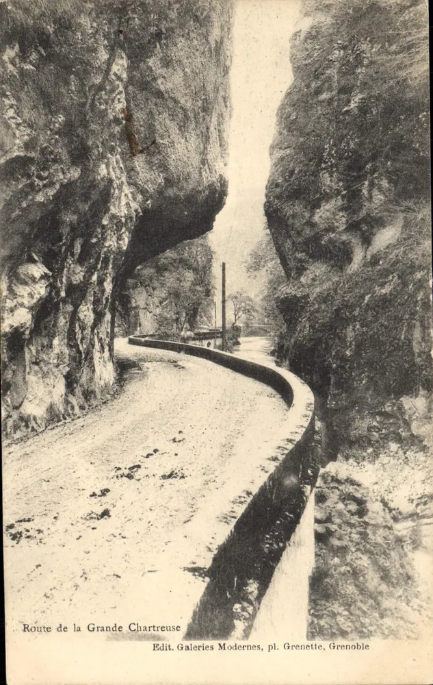 Estrada da Grande Chartreuse — visão do canyon — Edit. Galeries Modernes, pl. Grenette, Grenoble - Frente