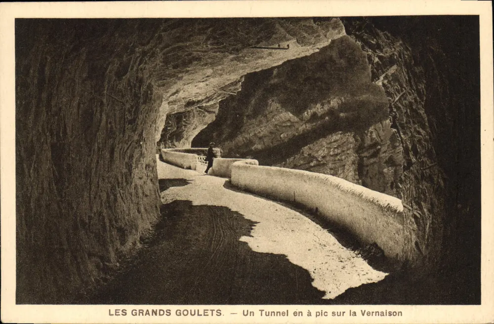 Les Grands Goulets — Ein Felsentunnel über die Vernaison - Vorderseite