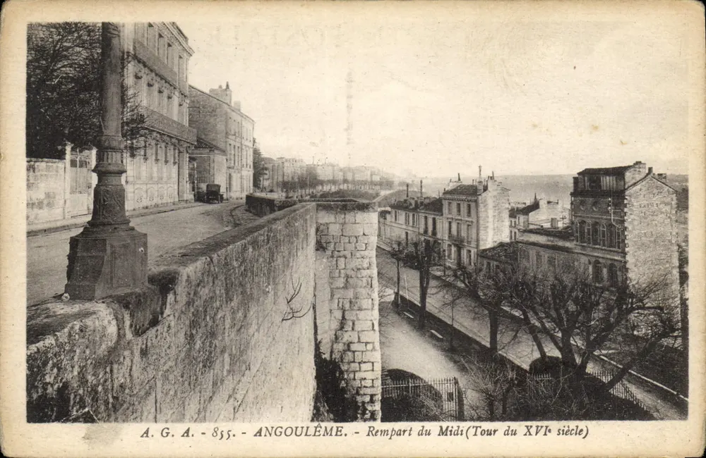 Angoulême - Südbefestigung (Turm aus dem 16. Jahrhundert) - Vorderseite