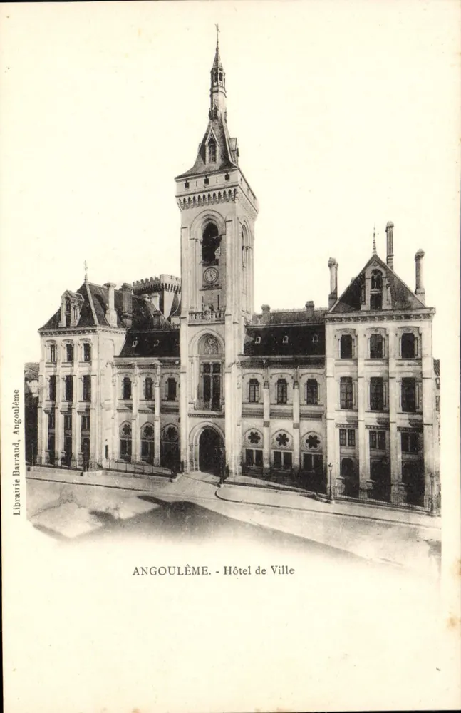 Angoulême - Hotel de Ville — Livraria Barraud, Angoulême - Frente