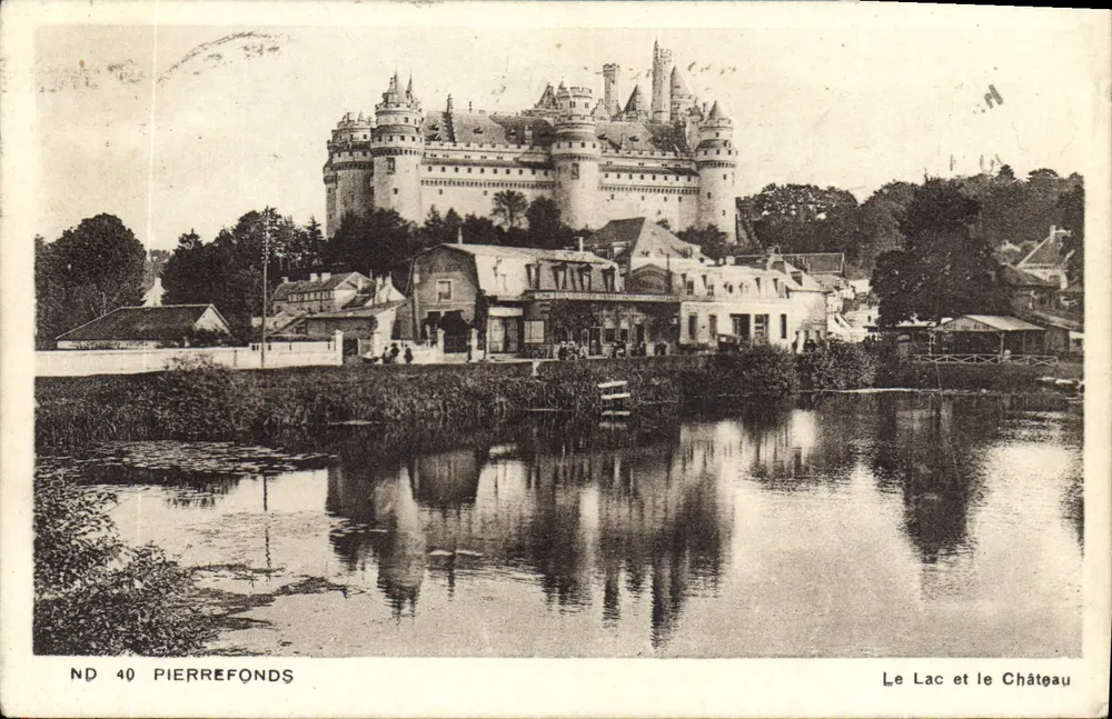 Pierrefonds — O Lago e o Castelo — ND 40 - Frente