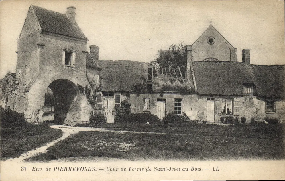 Hof der Farm Saint-Jean-au-Bois — Umgebung von PIERREFONDS — LL - Vorderseite