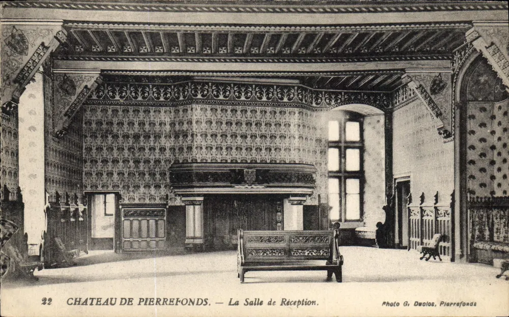 Castelo de Pierrefonds — A Sala de Recepção — Foto G. Dèolos, Pierrefonds - Frente