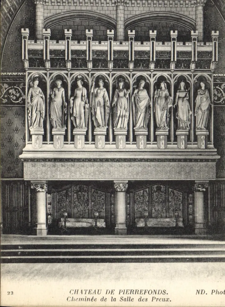 Château de Pierrefonds — Kamin der Halle der Ritter — ND. Foto n°22 - Vorderseite