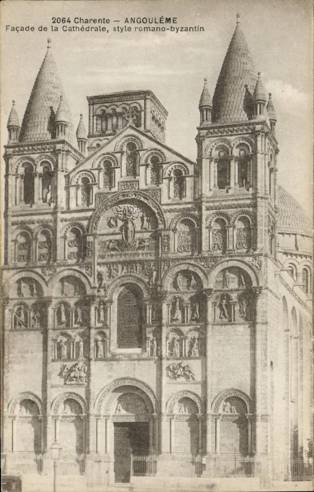 Angoulême — Fassade der Kathedrale, roman-byzantinischer Stil — F. Braun, phot. edit. Royan (Charente) - Vorderseite