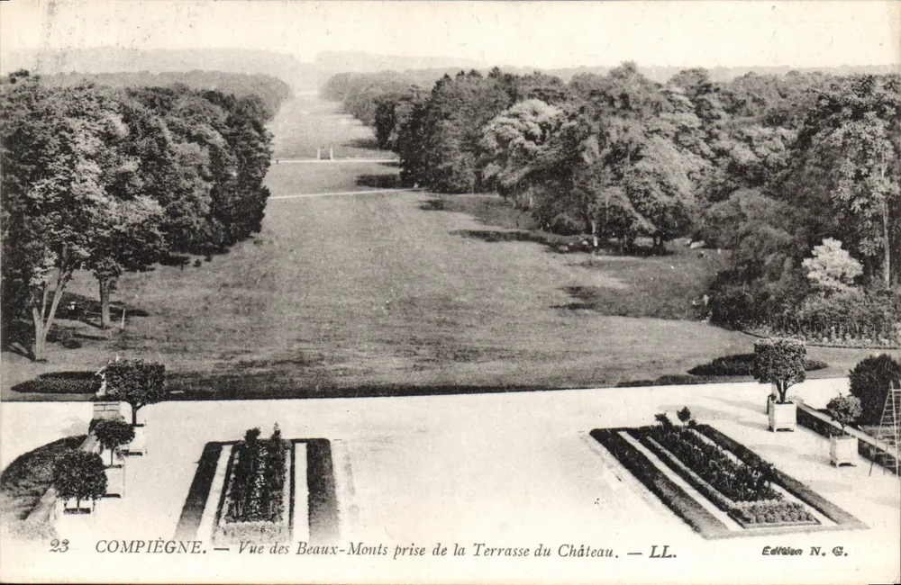 Compiègne — Aussicht auf die Beau-Monts von der Terrasse des Schlosses — Ausgabe N. G. - Vorderseite