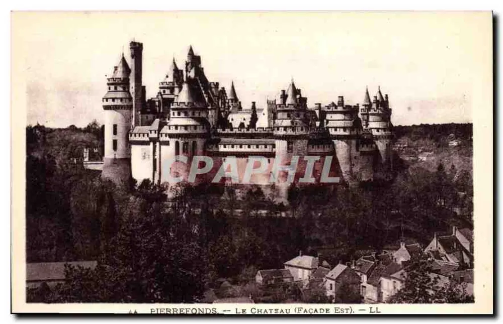 Pierrefonds — O Castelo (Fachada Leste) — LL - Frente