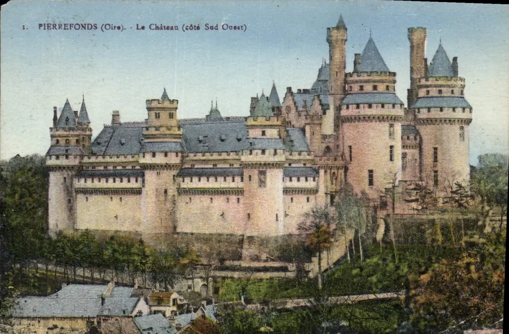 Pierrefonds (Oise) - A Vista do Castelo (lado sudoeste) - Frente
