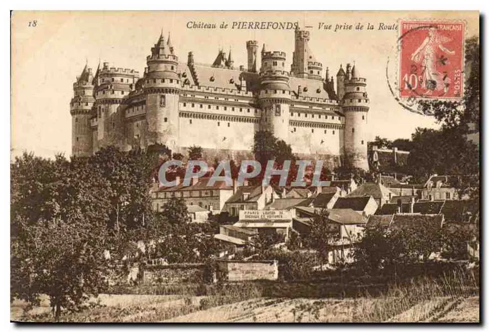 Castello di PIERREFONDS — Vista presa dalla Strada — Francia Léger de Château et Vigneron - Recto