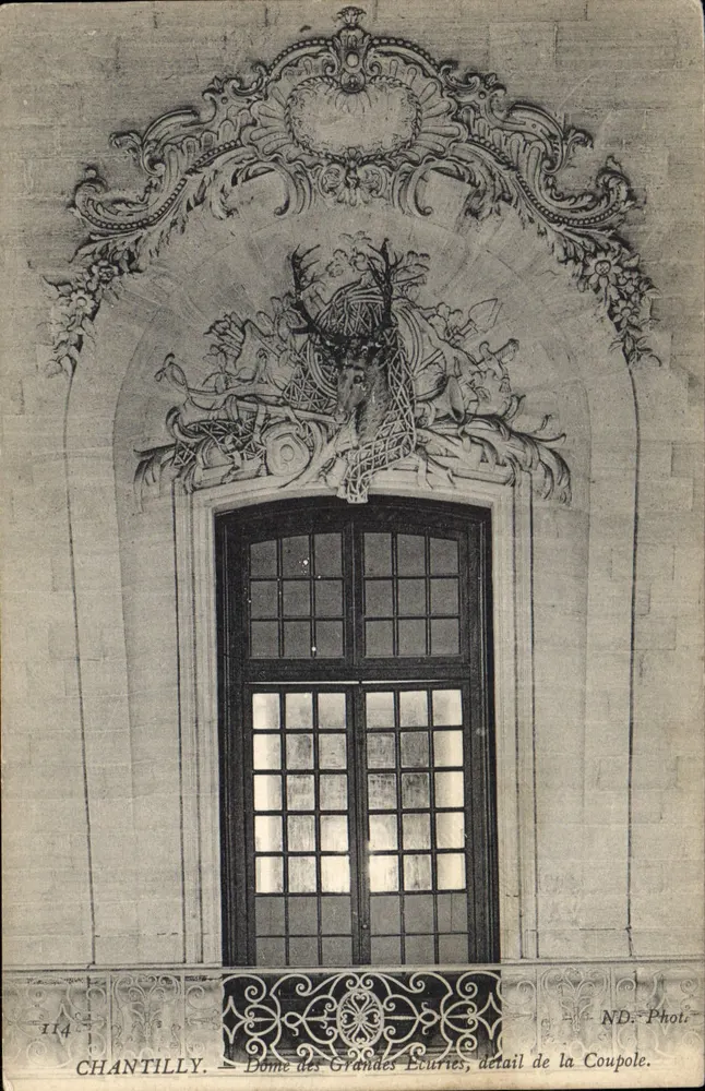Chantilly — Dach der Großen Ställe, Detail des Daches — ND. Phot. - Vorderseite