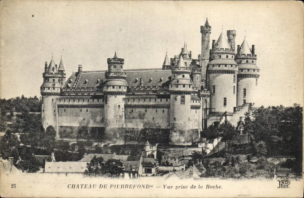 Castelo de Pierrefonds — Vista tirada da Roche — YND Hoe, n°25 - Frente
