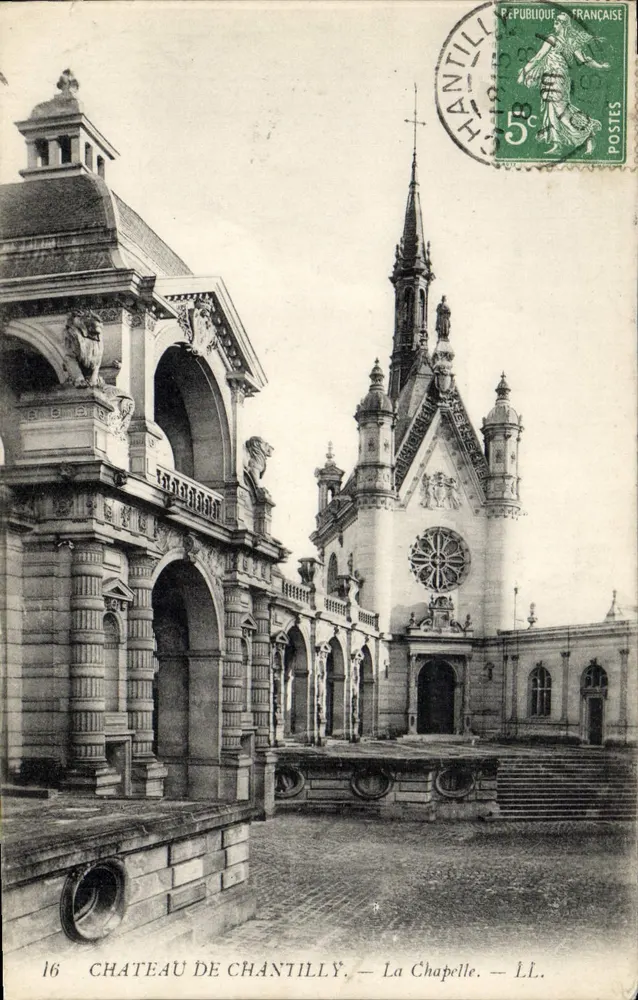 Castelo de Chantilly — A Capela — LL. - Frente
