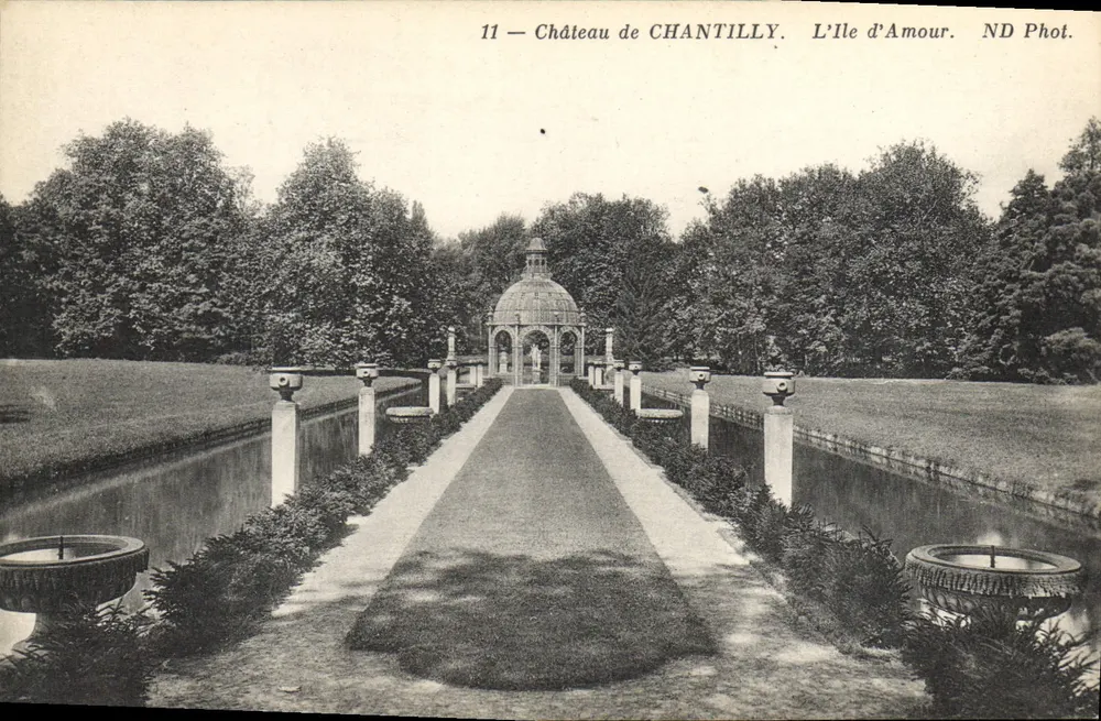 Château de Chantilly — De Eiland van de Liefde — ND Phot. - Voorkant