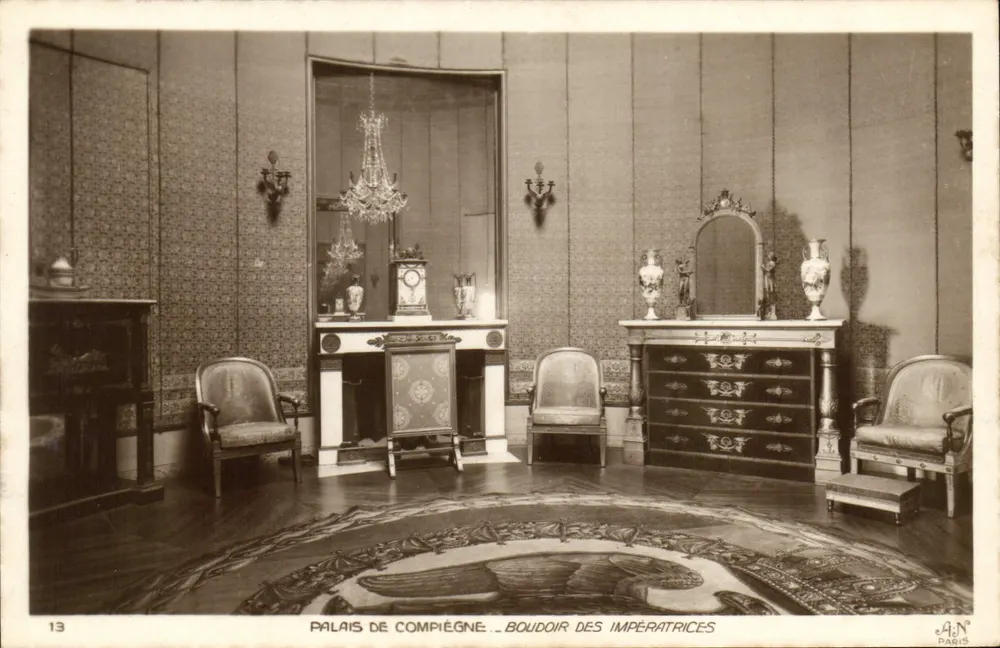 Palácio de Compiègne — Boudoir das Imperatriz — A.N. Paris - Frente