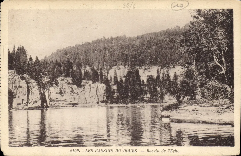 Die Bassins des Doubs — Bassin de l'Echo — Hôtel de France, Favet-Guillaume, Saut-du-Doubs - Vorderseite