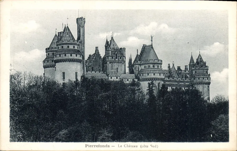 Pierrefonds — O Castelo (lado sul) — Ed. Basitail - Frente