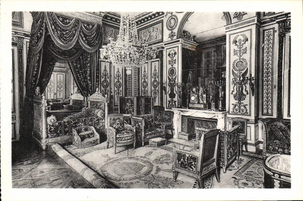 Schloss Fontainebleau — Zimmer von Napoleon I. - Vorderseite