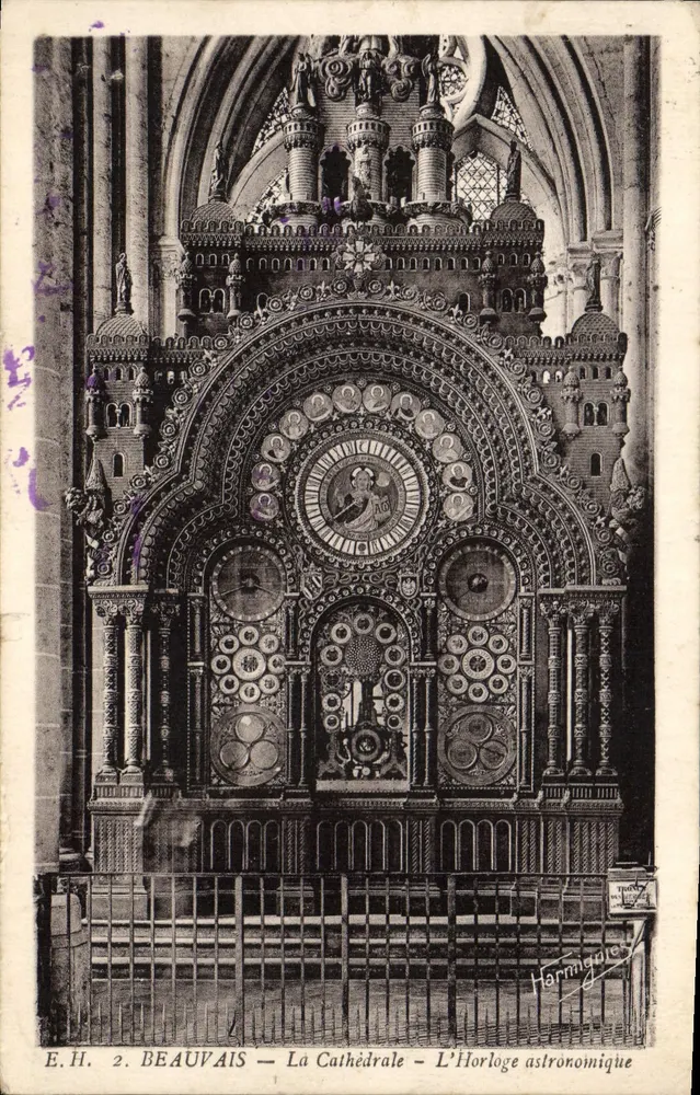 Beauvais — Die Kathedrale — Die Astronomische Uhr — E.H. 2 — Editions Harmigley - Vorderseite