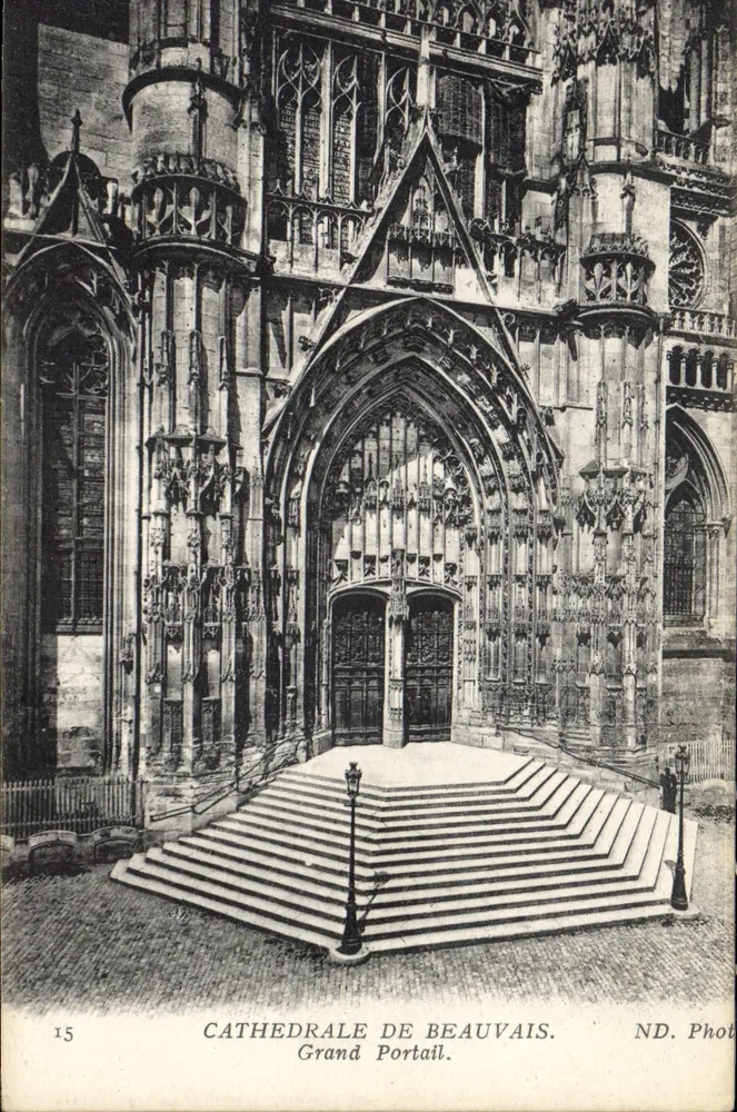 Kathedrale von Beauvais — Großer Portal — ND. Foto. - Vorderseite
