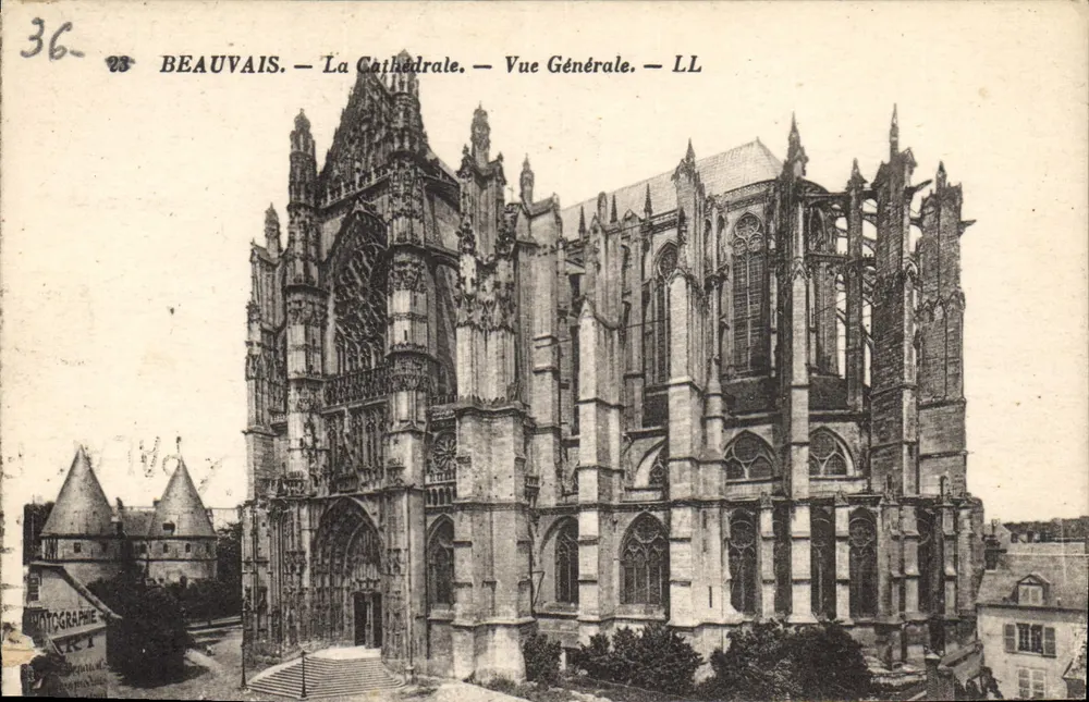 Beauvais — La Cattedrale — Vista Generale — LL - Recto