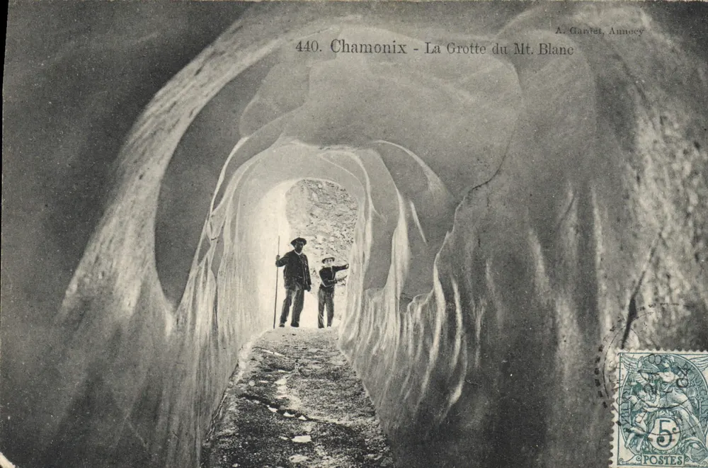 Chamonix - A Gruta do Mt. Blanc — A. Gabet, Annecy, n°440 - Frente