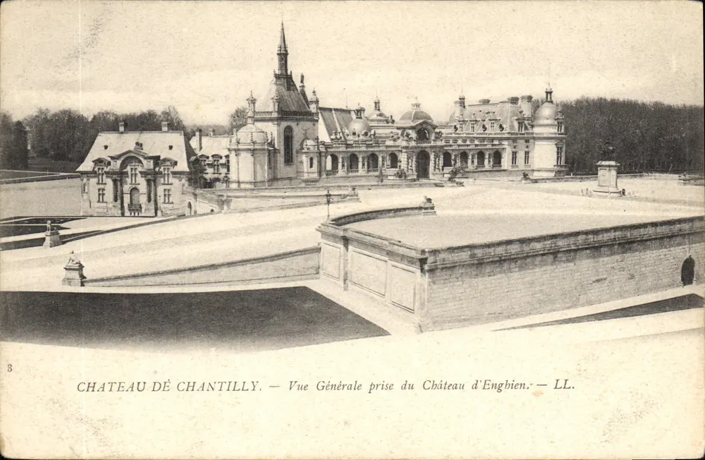 Schloss Chantilly — Allgemeine Ansicht vom Schloss Engbien — LL. - Vorderseite