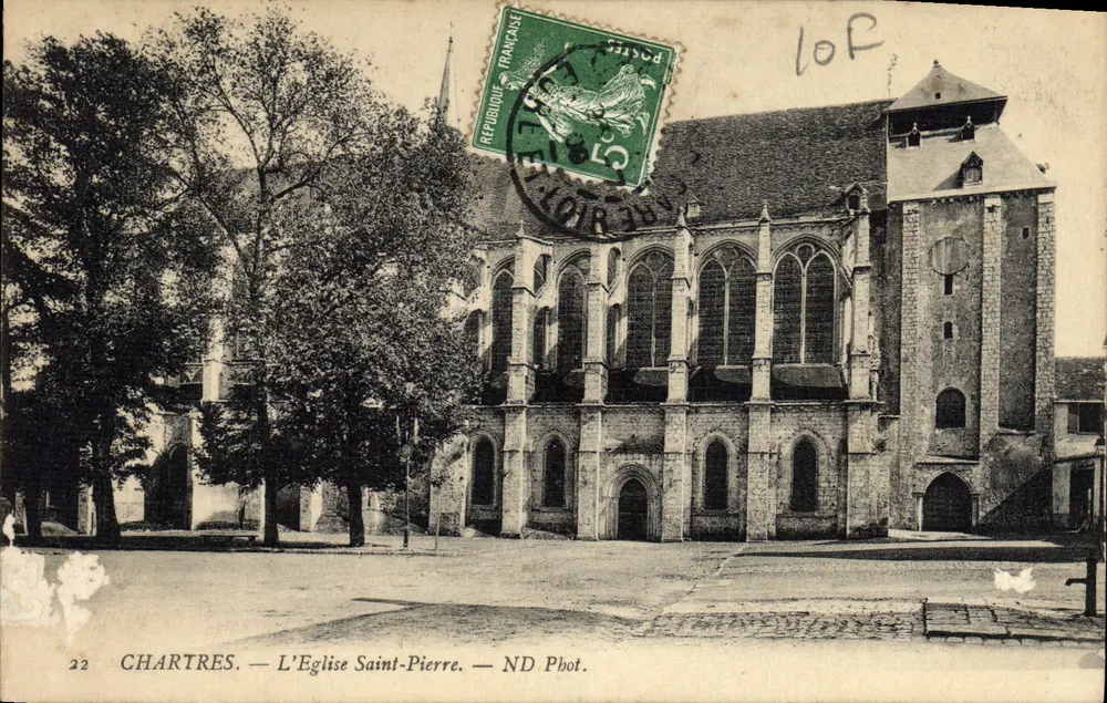 Chartres — A Igreja de São Pedro — ND Pbot. - Frente