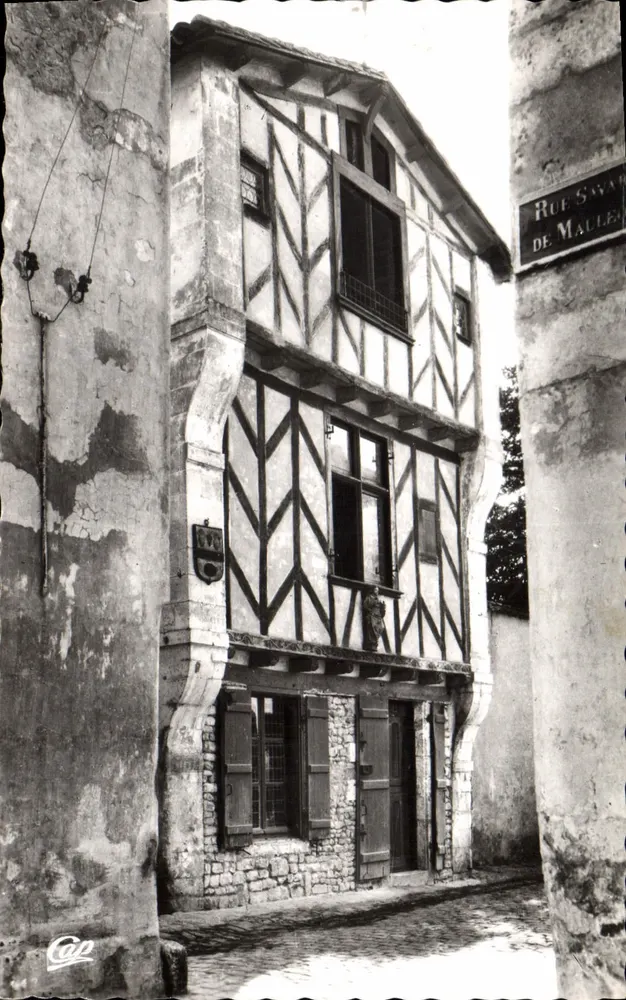 Rue Sainte-Maure — maison à colombages — Cap - Vorderseite