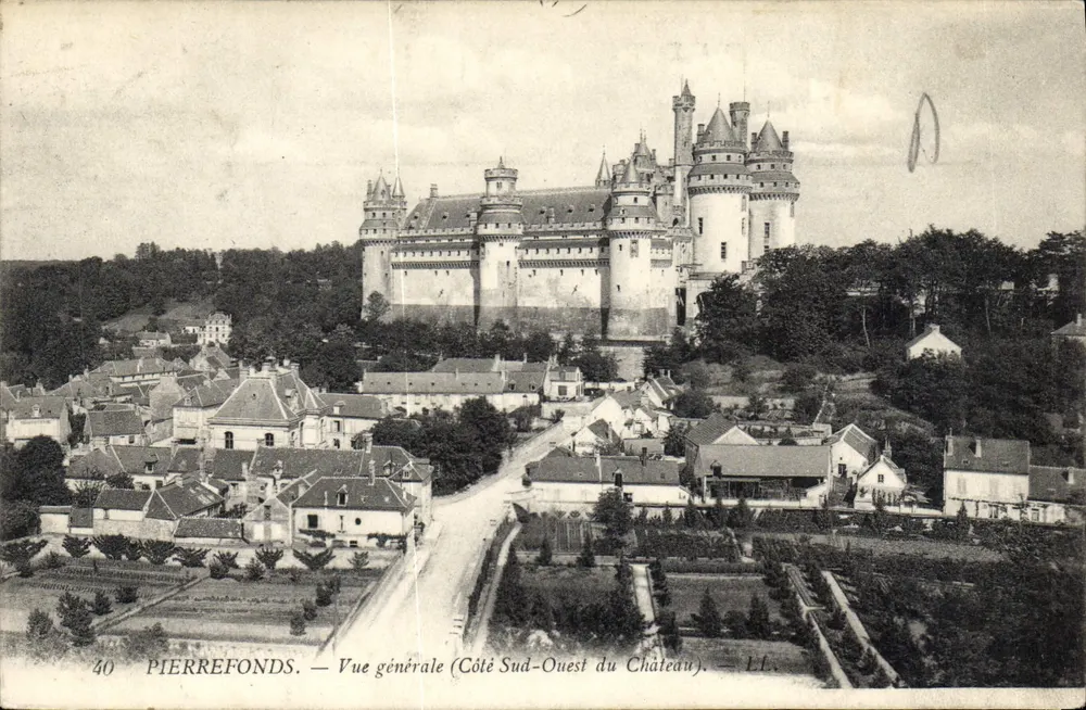 Pierrefonds — Allgemeiner Blick (Südwestseite des Schlosses) — LL, n°40 - Vorderseite