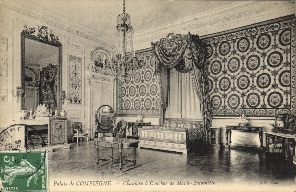 Schloss COMPIÈGNE — Schlafzimmer von Marie-Antoinette — ND Fotografie - Vorderseite