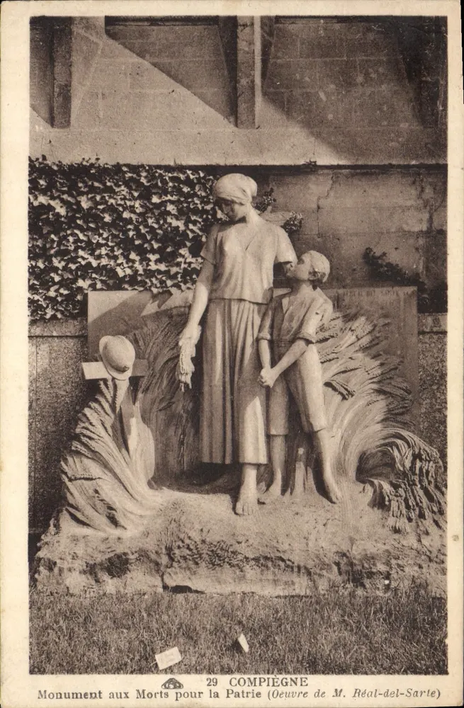 Monumento aos Mortos pela Pátria — Compiègne — Obra de M. Réal-del-Sarte - Frente