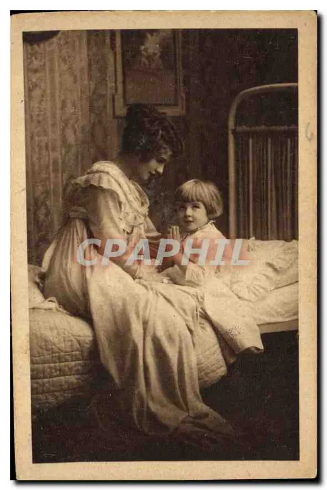 Madre e hijo en una habitación — escena íntima — editor no visible - Anverso