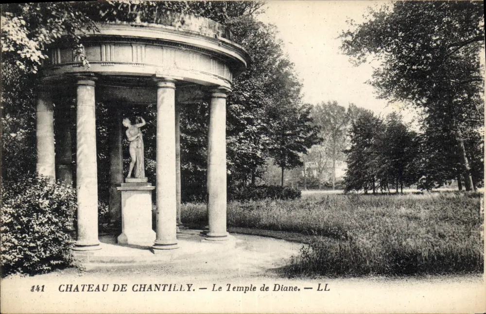 Castelo de Chantilly — O Templo de Diana — LL - Frente