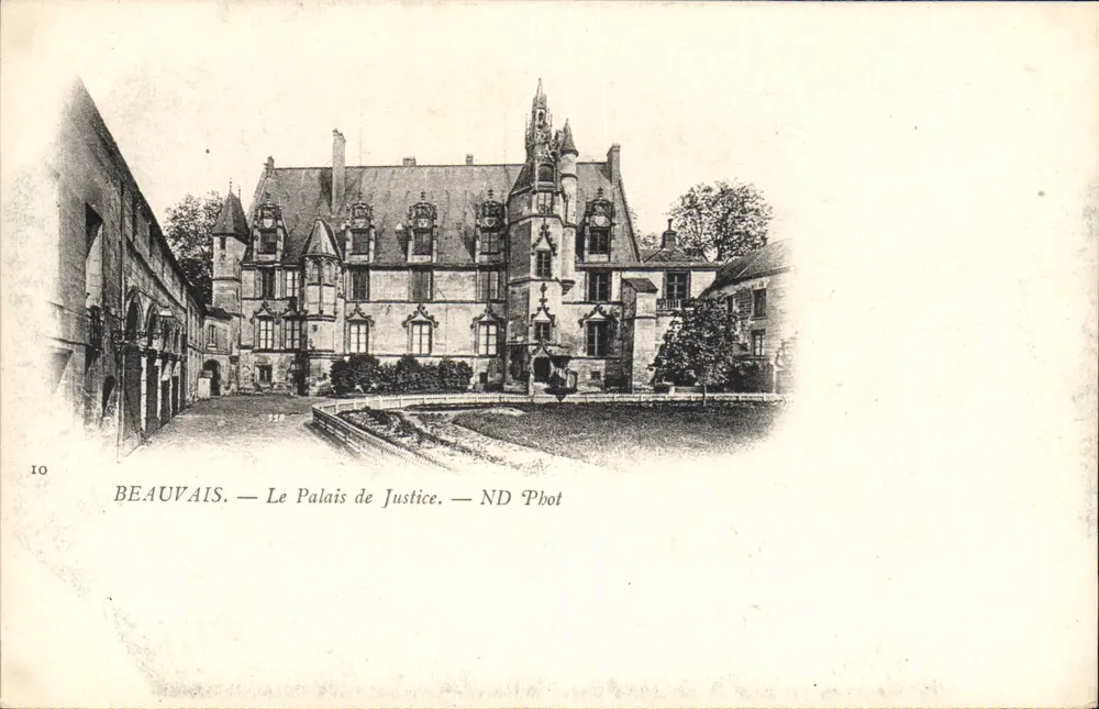 Beauvais — O Palácio de Justiça — ND Phot - Frente
