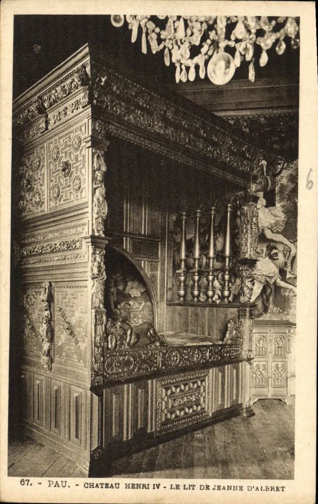 Pau - Schloss Henri IV - Das Bett von Jeanne d'Albret - Vorderseite