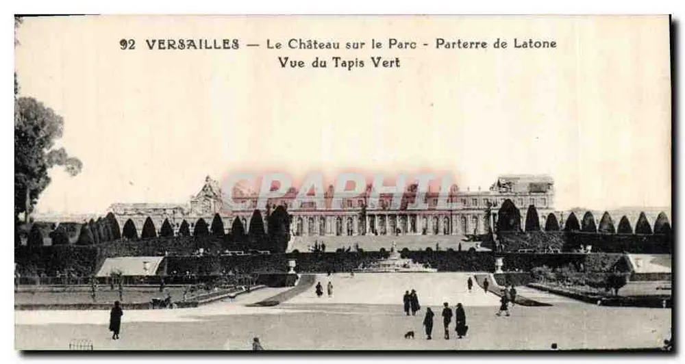 Versailles — Das Schloss im Park - Parterre de Latone - Ansicht des Gras Teppichs - Vorderseite