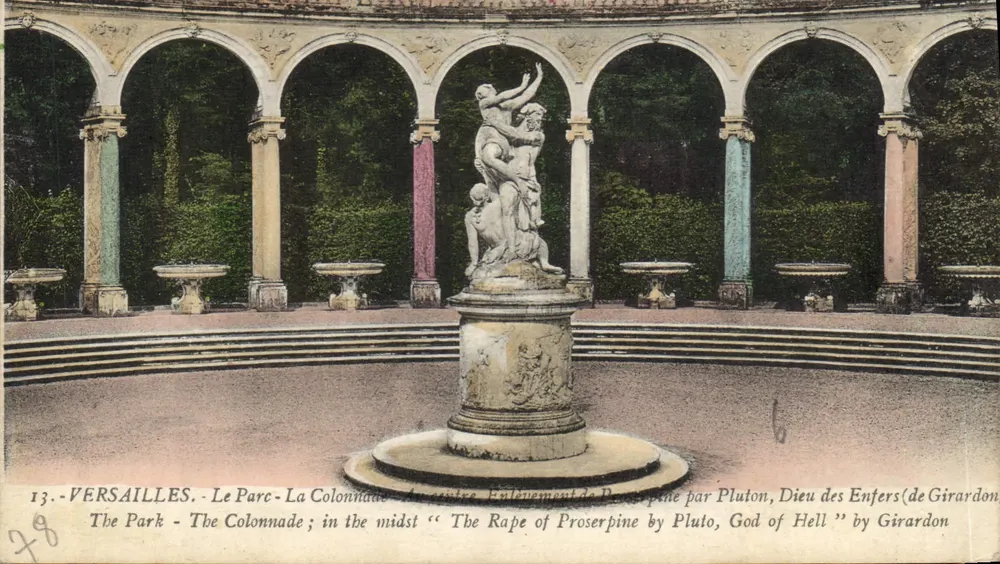 Versailles - Der Park - Die Säulenreihe - Die Entführung der Proserpine durch Pluto, Gott der Unterwelt (von Girardon) - Vorderseite