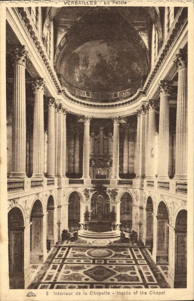 Versailles - O Palácio - Interior da Capela - Frente