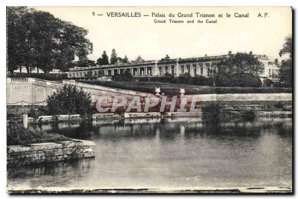 Versailles — Palast des Grand Trianon und der Kanal — A.P. - Vorderseite