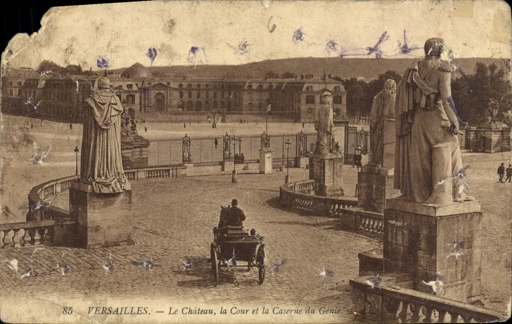 Versailles — Das Schloss, der Hof und die Kaserne des Ingenieurkorps — Verlag: L. L. (gedruckt unten links) - Vorderseite