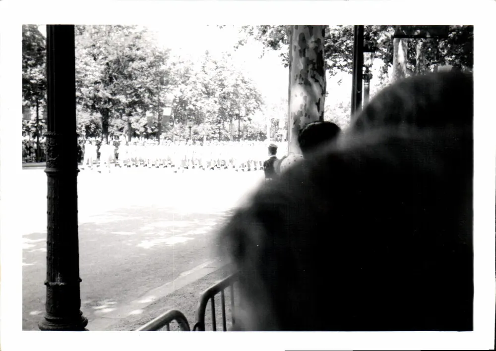 Militärmarsch — Place de la Concorde — Paris — unbekannter Verlag - Vorderseite