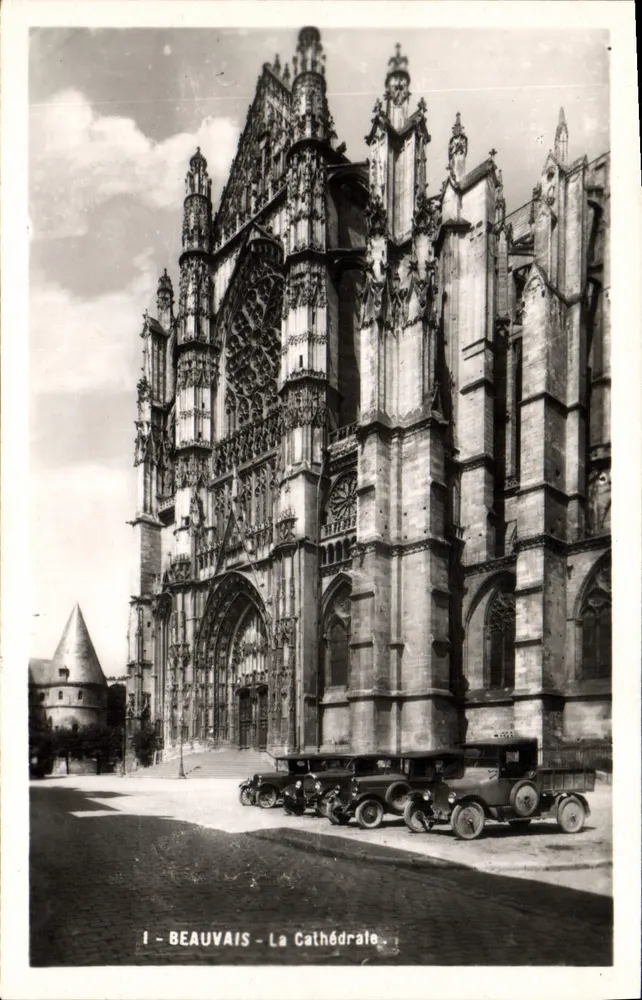Beauvais — A Catedral — Edição E. Harmigues, Paris - Frente