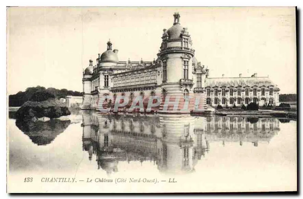 Chantilly — Het Kasteel (Noordoostkant) — LL. — N° 193 - Voorkant