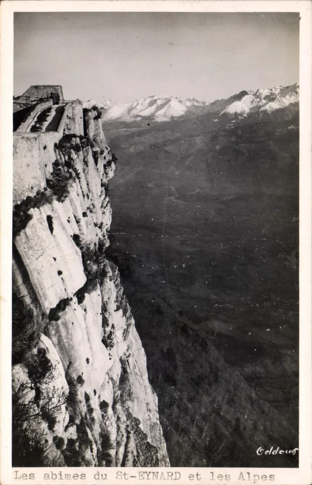Os abismos do St-EYNARD e as Alpes — Galdous - Frente