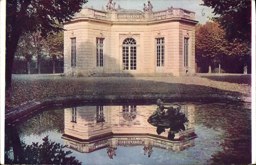 Castelo de Versalhes — O Pavilhão Francês — Edições A. Noyer, Paris - Frente