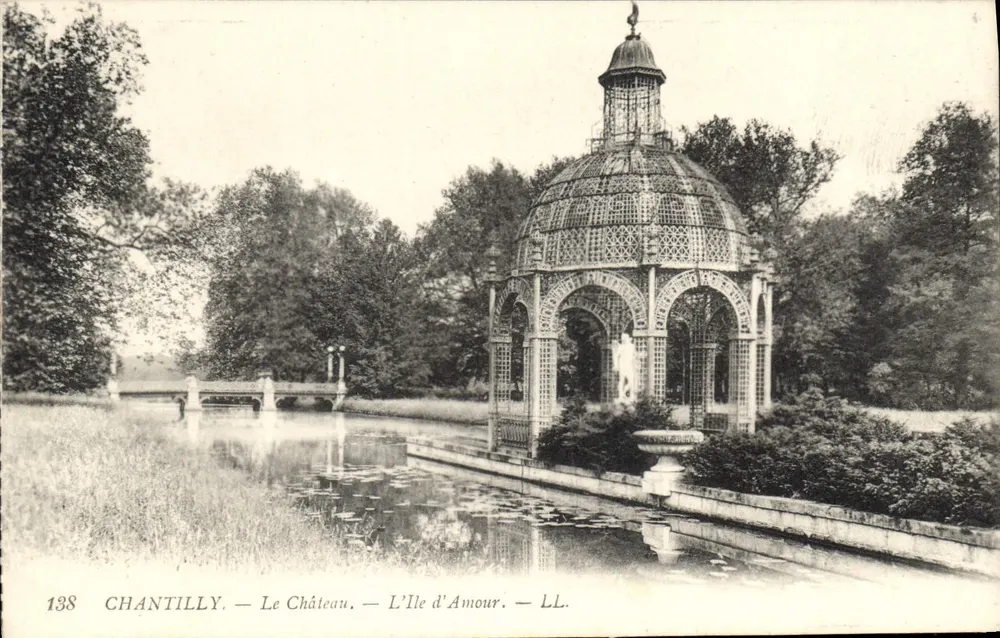 Chantilly — O Castelo — A Ilha do Amor — LL. — N° 138 - Frente