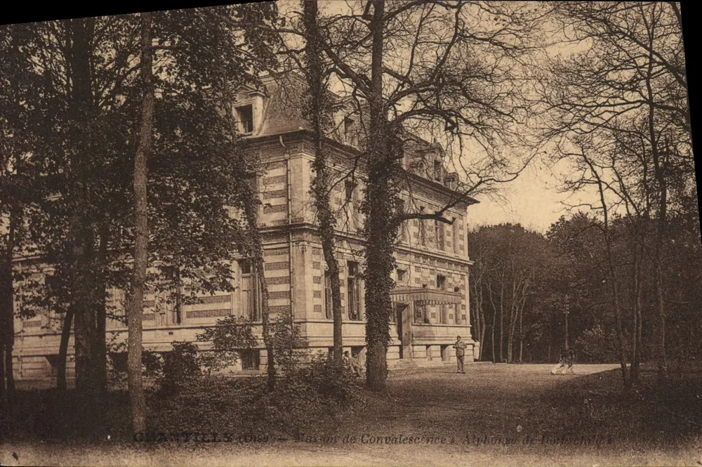 Chantilly (Oise) — Casa de Convalescência Alphonse de Rothschild — editor Timițeșky - Frente