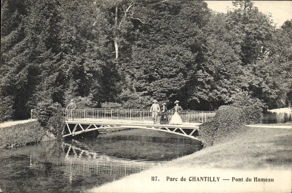 Parque de CHANTILLY — Ponte do Hameau — n° 117 - Frente